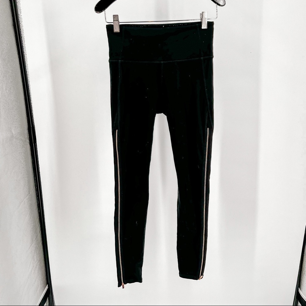 Athleta black leggings with zippers